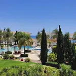 Luxury Beachfront With Private Pool, Private Beach, Yoga & Sea Adventures 別荘 *