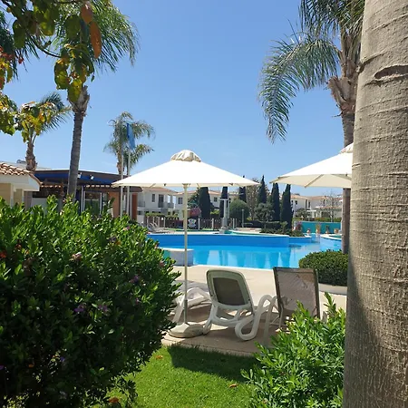 Luxury Beachfront With Private Pool, Yoga & Sea Adventures *